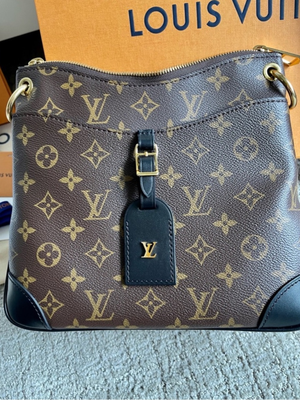 Louis Vuitton Monogram Zip Pouch in Brown with Gold Hardware - Picture 2 of 7